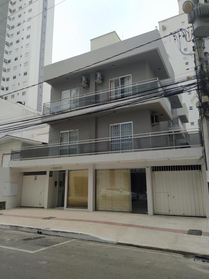 Apartamento No Centro - 1 Balneário Camboriú Exterior foto